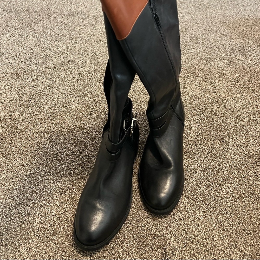 New boots. Never worn. With bends to storing.
